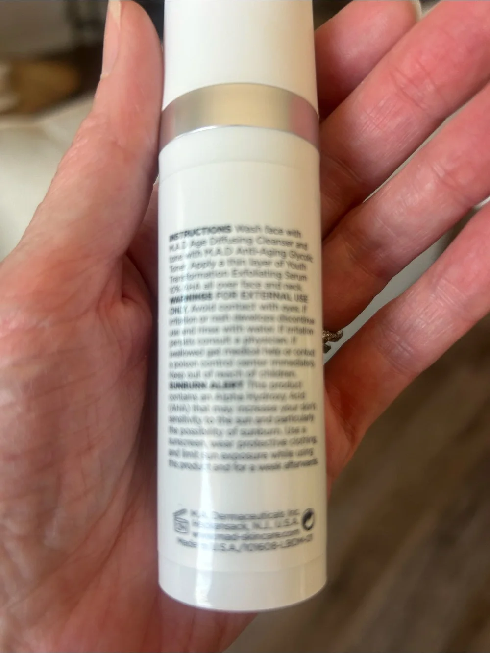 Used Once- Like New! MA.D. Youth Transformation Exfoliating Serum 10% AHA